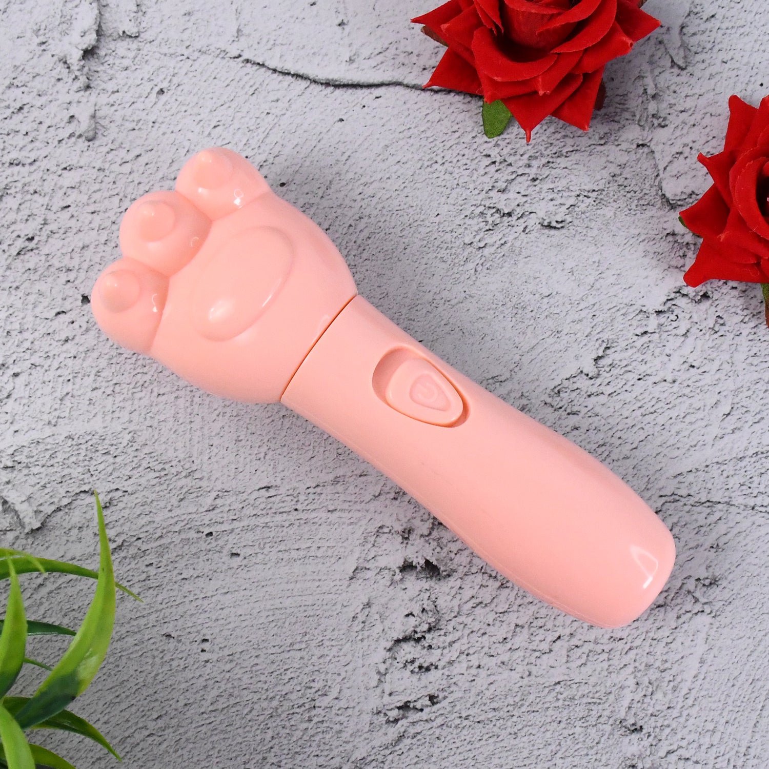 Bear Hand Massager for Khujli Relief - Soothing Comfort for Itchy Skin (Copy)