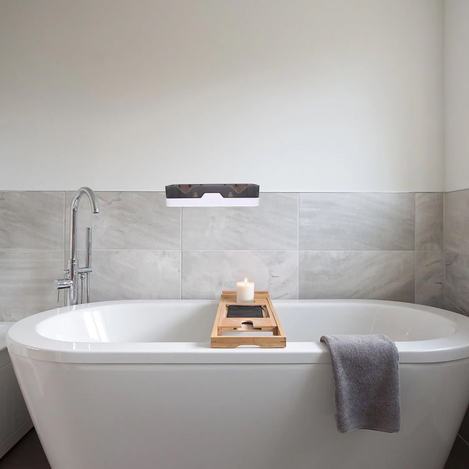 Wall Mounted Adhesive Bathroom Shower Caddy / Shelf / Plastic (1 Pc)