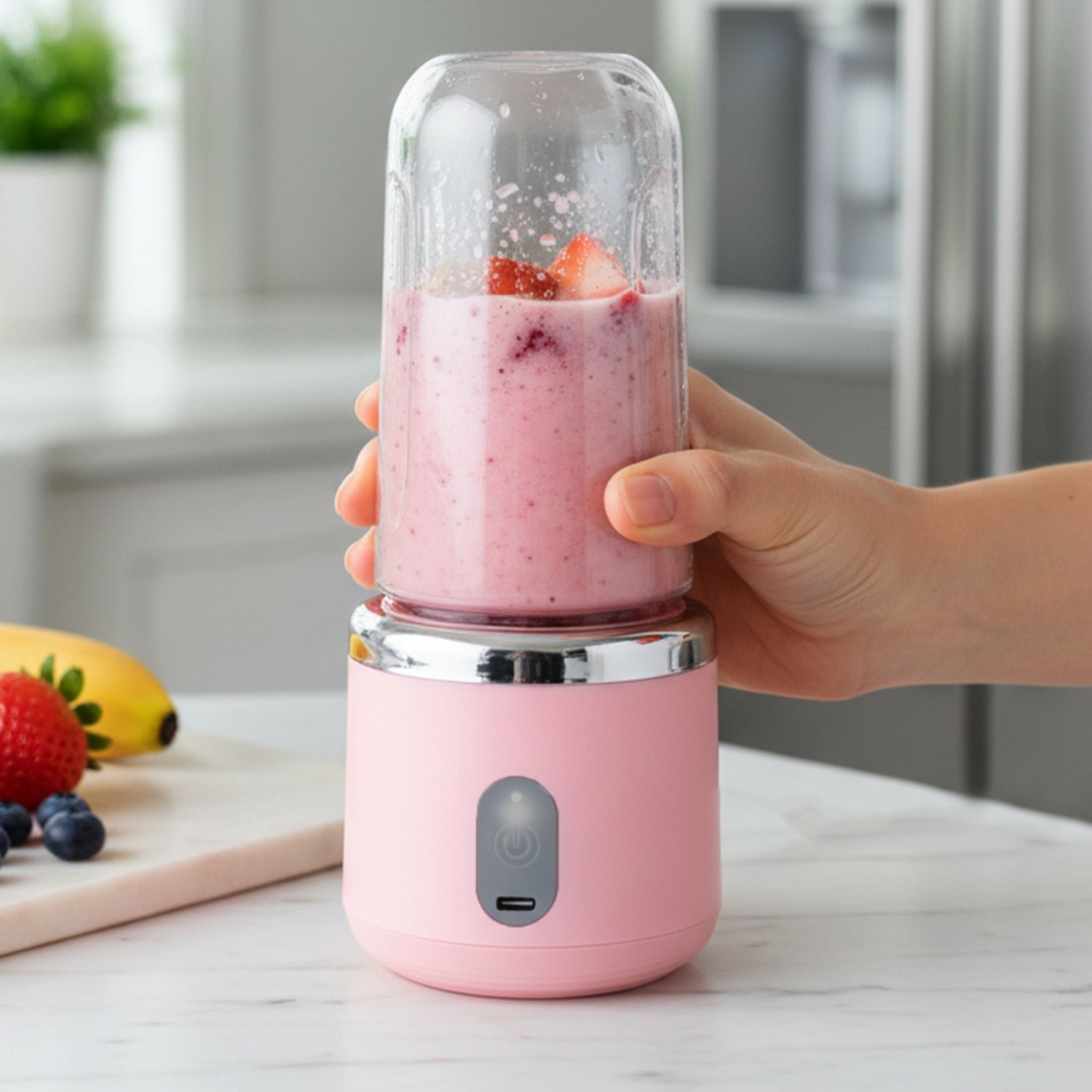 Portable USB Rechargeable Electric Mini Juicer Blender (1 Set, 400ML Capacity)
