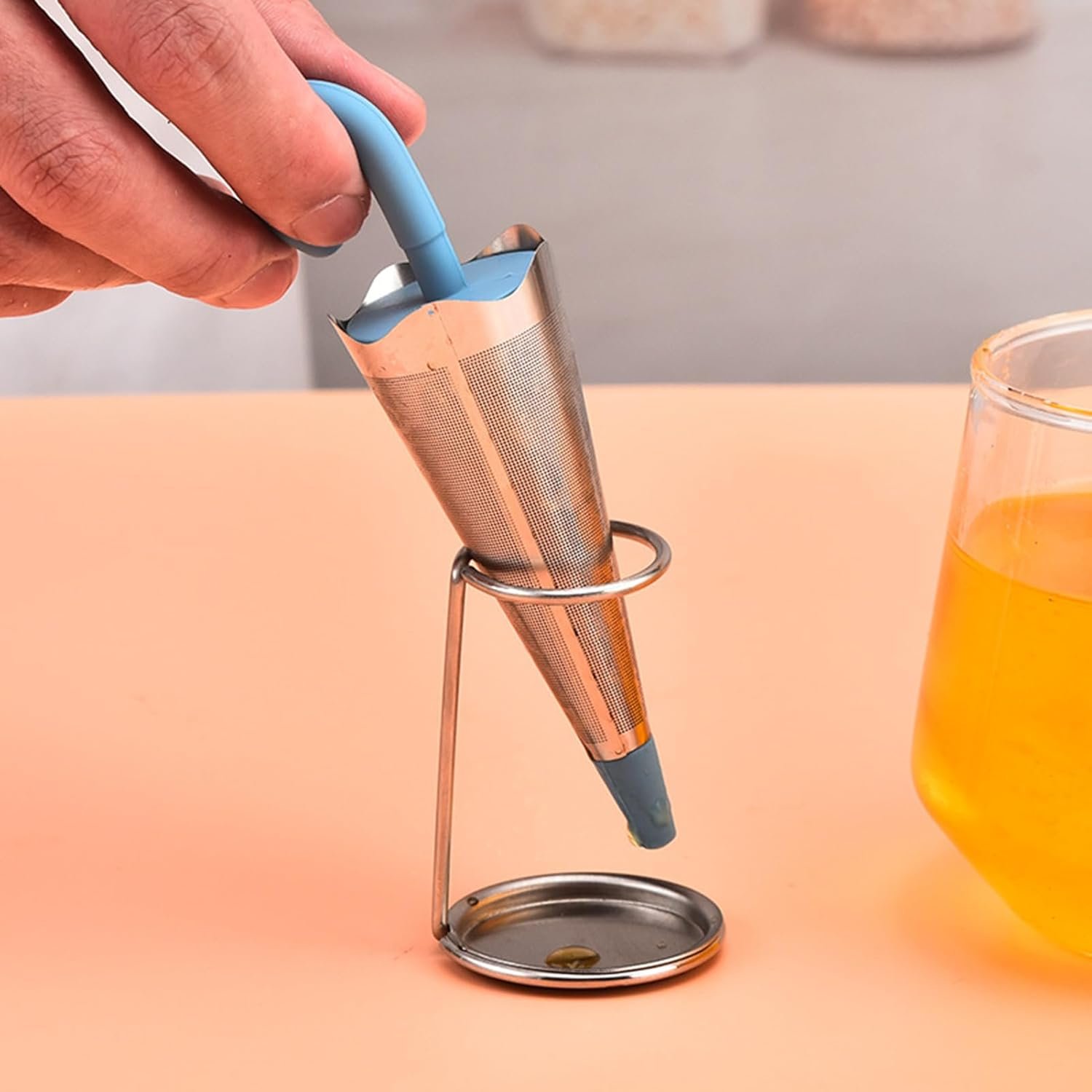 Reusable Cute Umbrella Tea Strainer With Tray / Stand (1 Pc)
