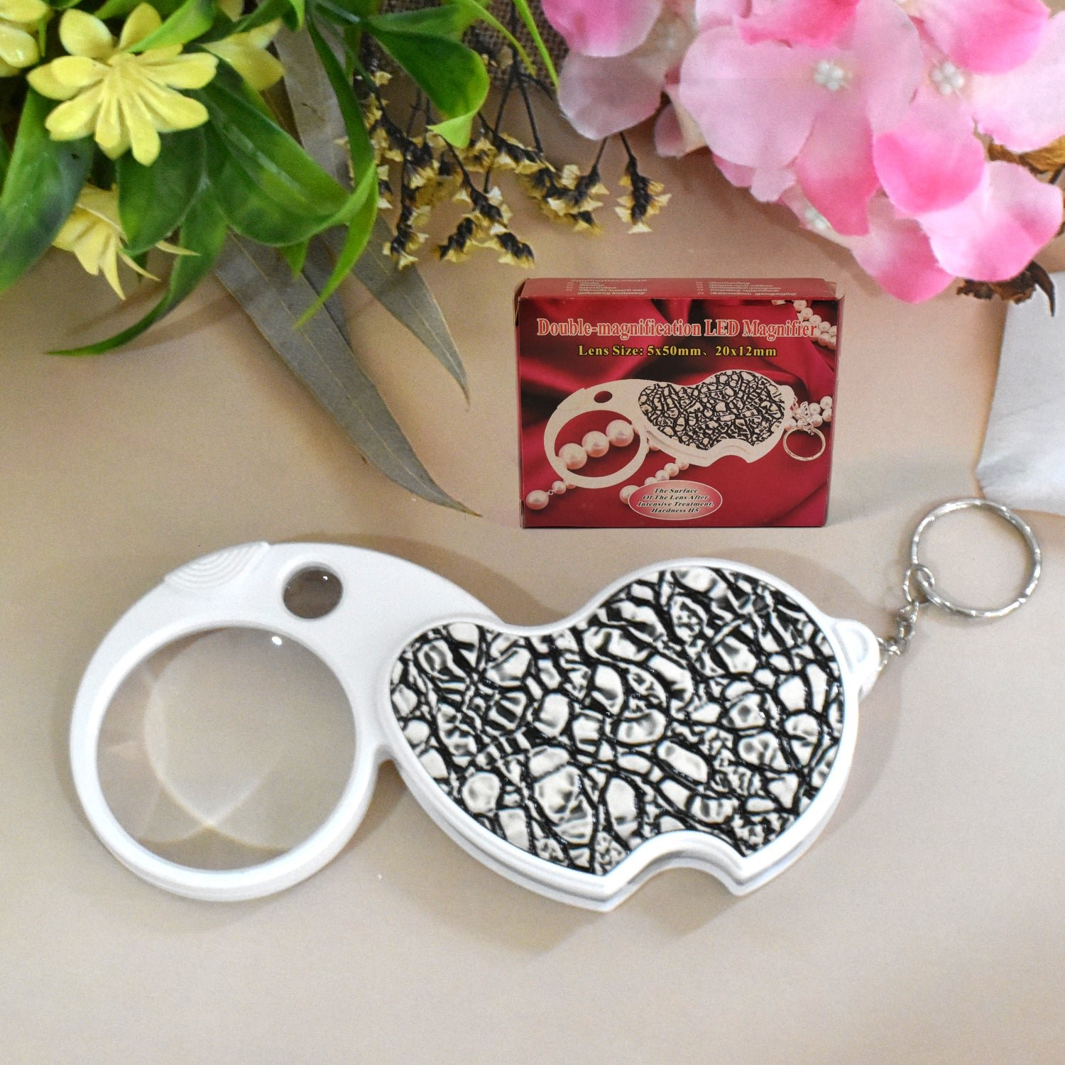 Double-Magnification Led Magnifiers Light Folding Keychain (1 Pc / Mix Color)