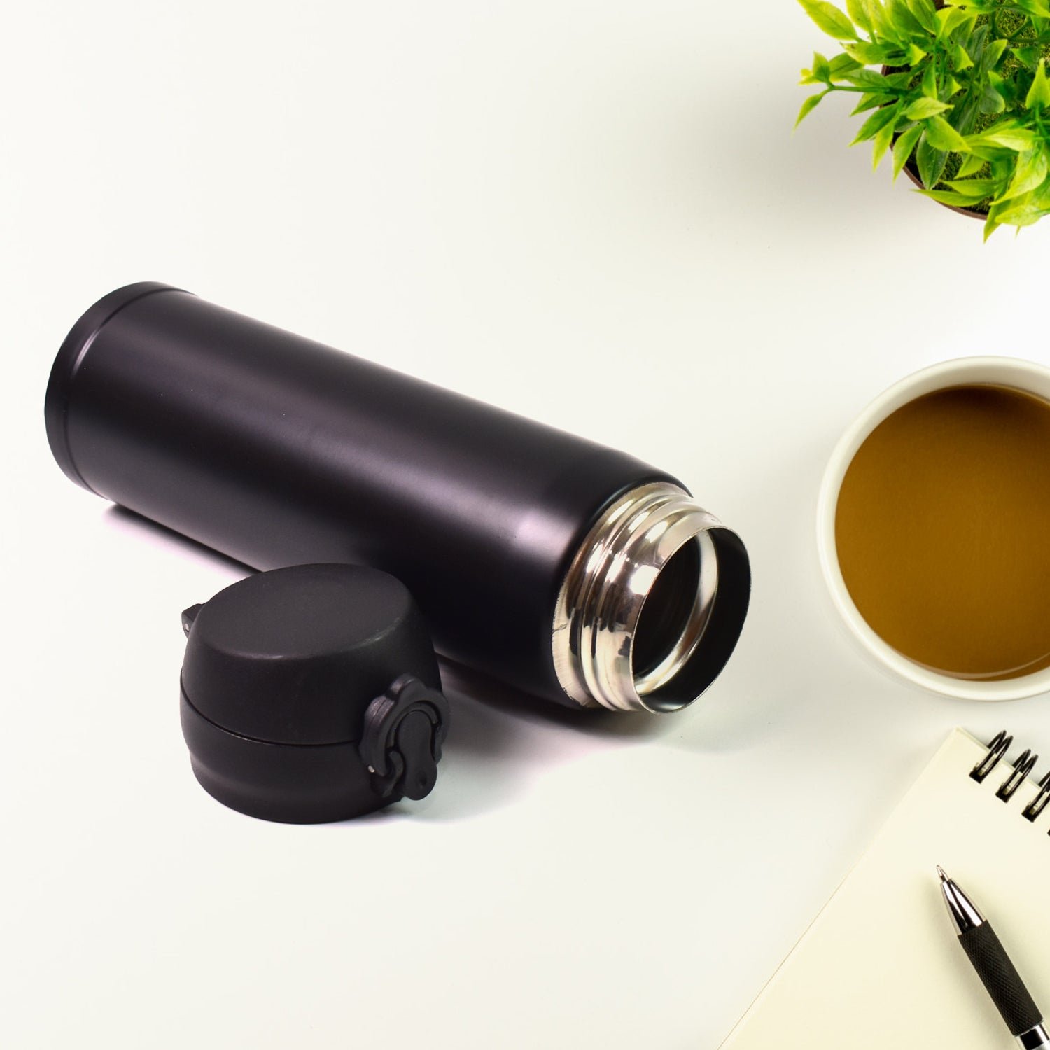 Water Bottle for Kids – Insulated Stainless Steel Bottle (500 ML / Mix Color)