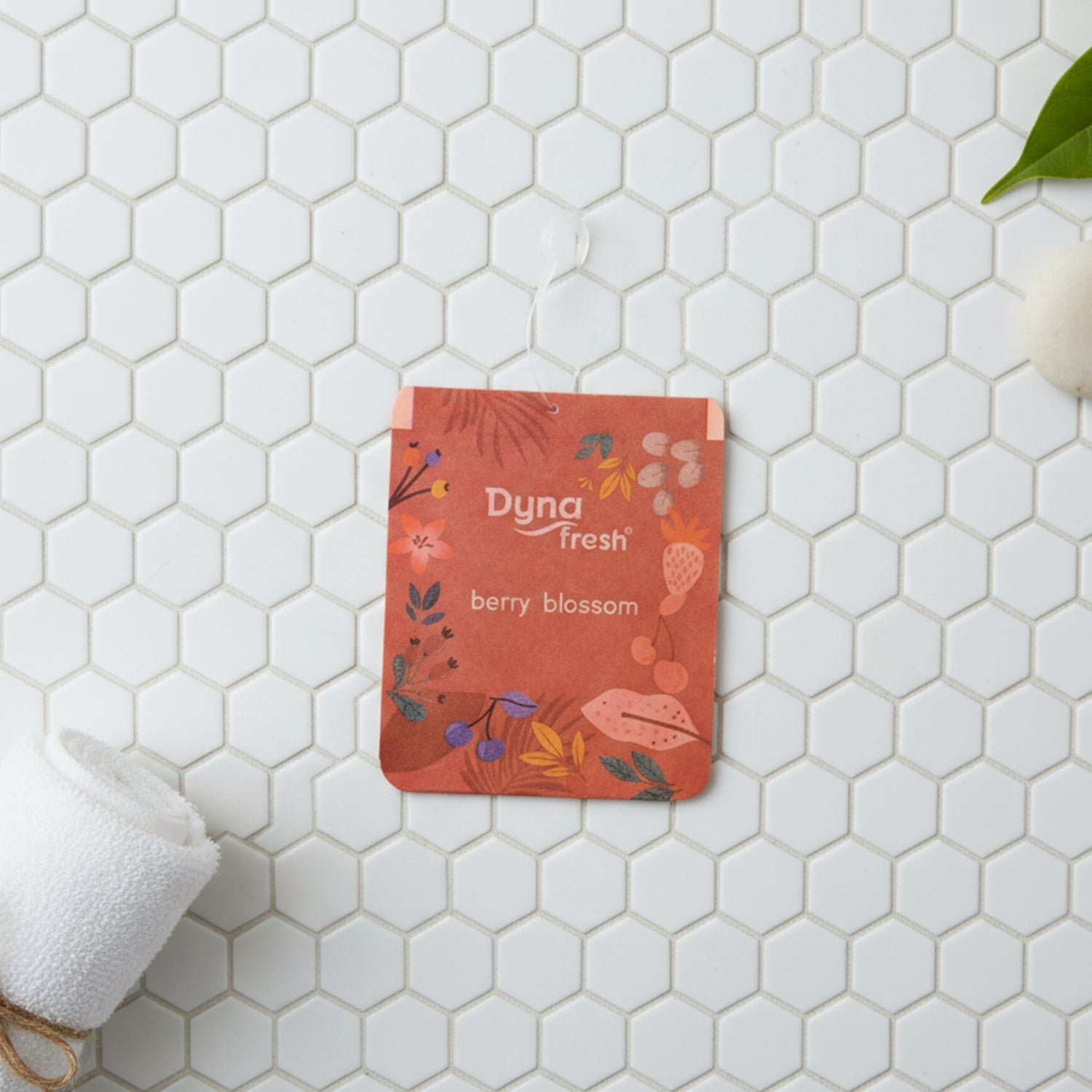 Hanging Bathroom Berry Blossom Air Freshener Gel (1 Pc, 10 Gm)