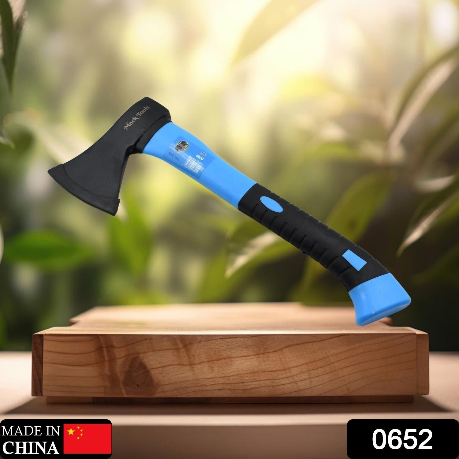 Fiberglass Hatchet Axe with Rubberized Handle (787gm)