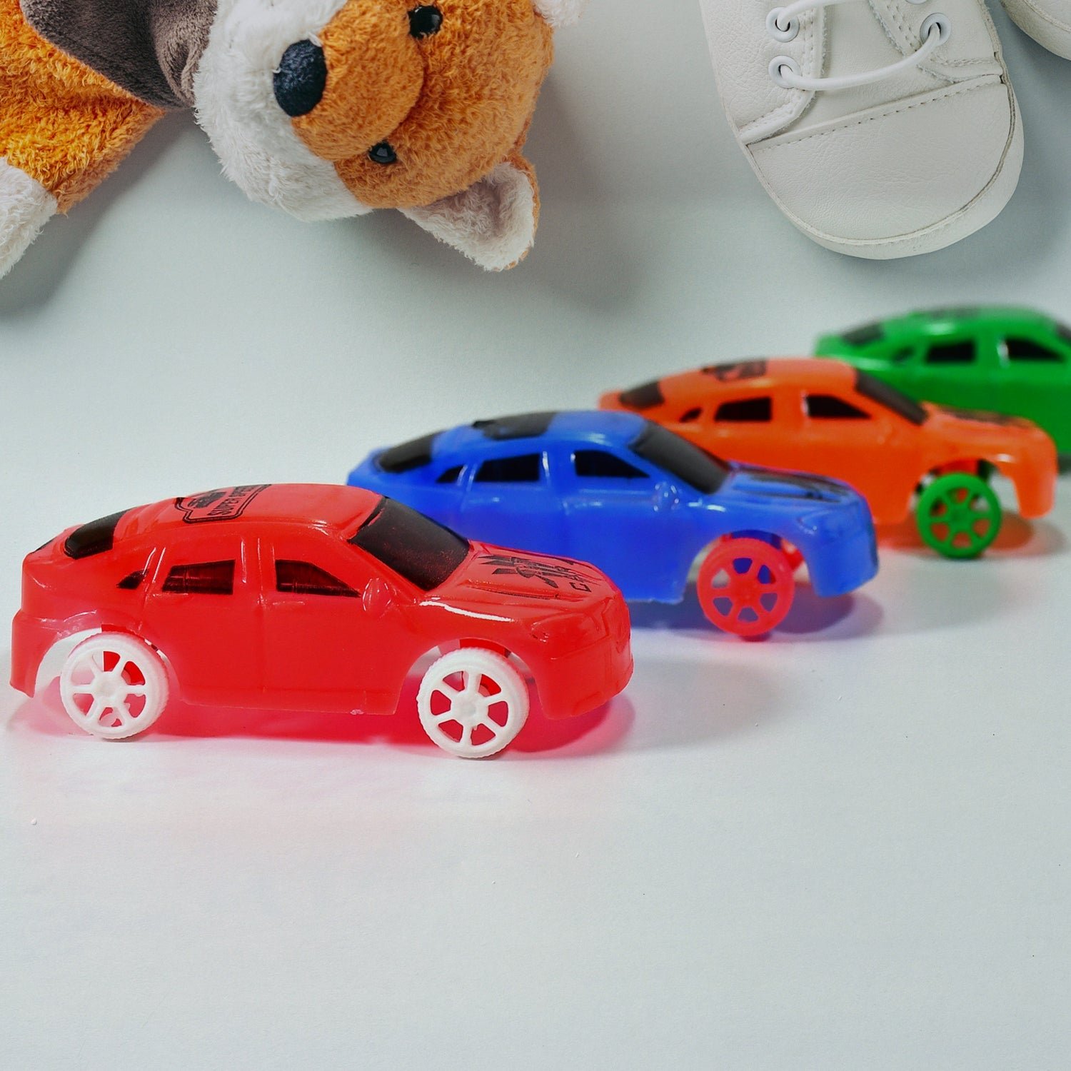 Toy Set Truck with 4 Mini Cars Toy Vehicles for Children