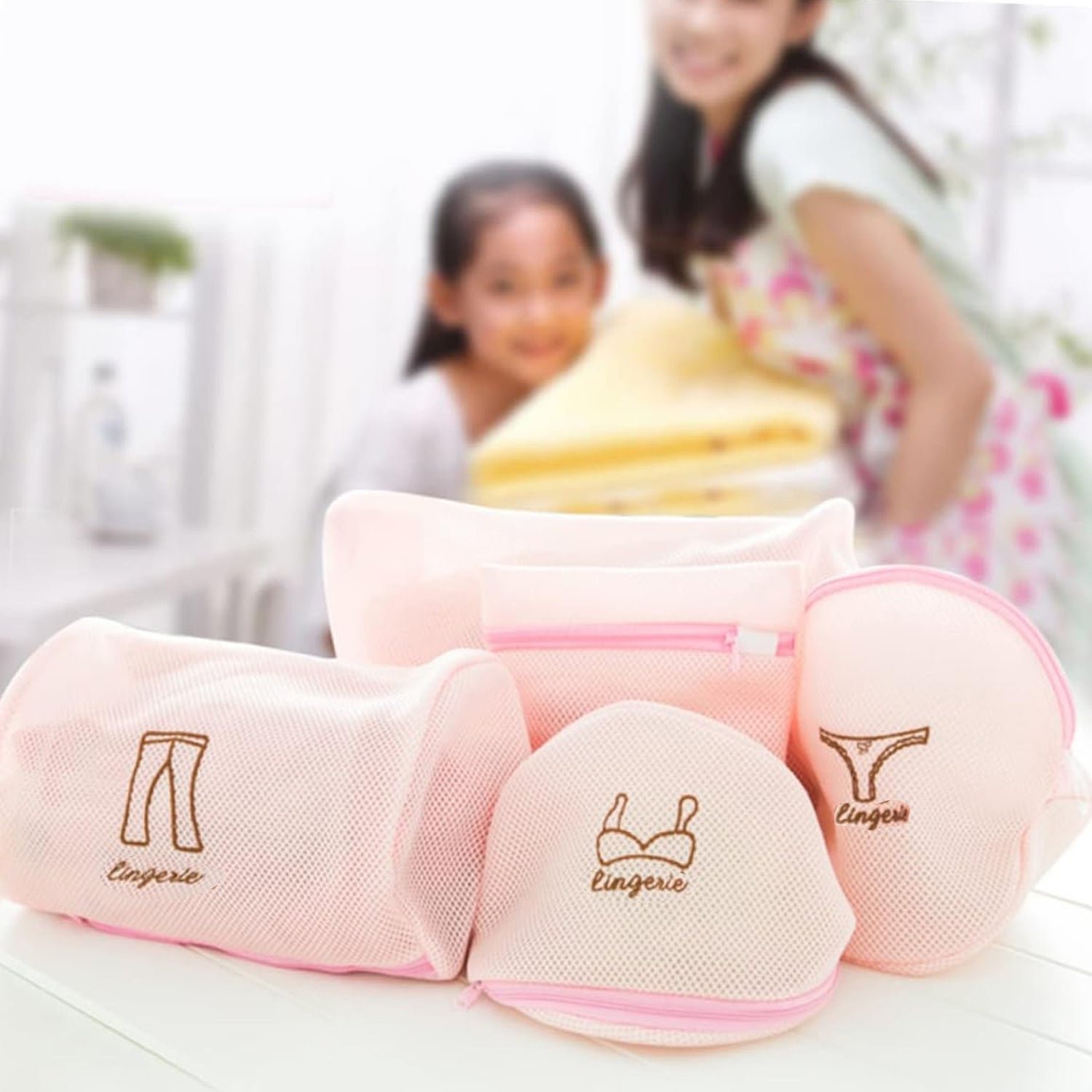 Zippered Mesh Laundry Wash Bags for Delicates & Lingerie (5 Pc Set)