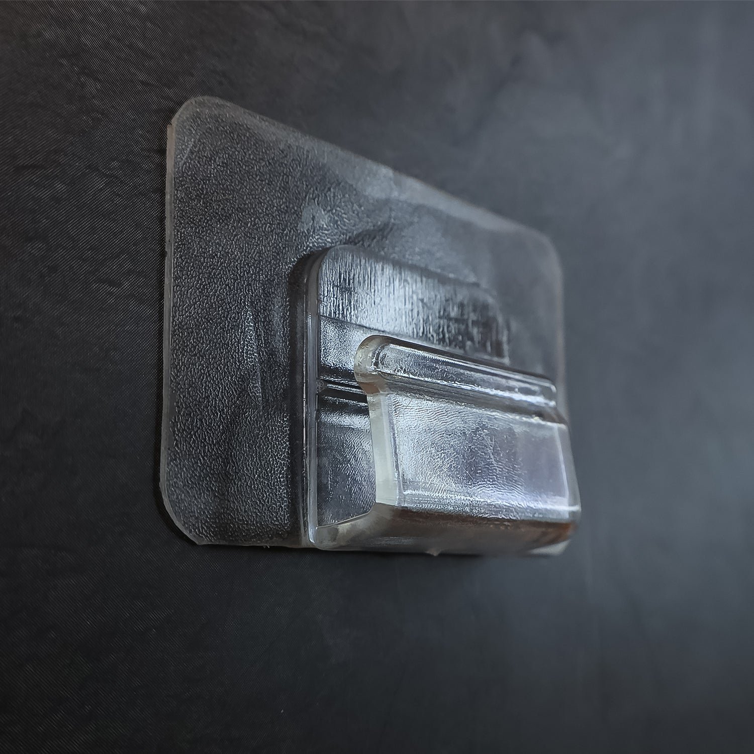 Heavy-Duty Transparent Wall Hook with Seamless Adhesive Backing (1 Pc)