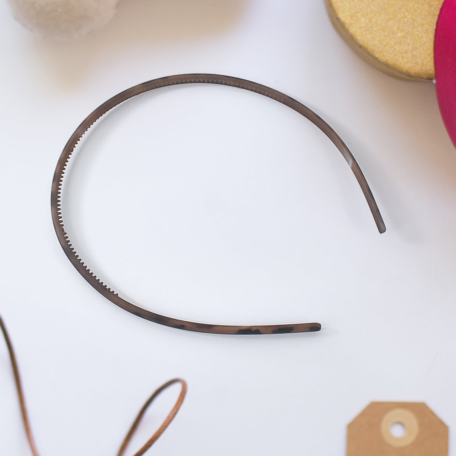 Plastic Simple Headbands Comb Headbands Hairbands (1 Pc)