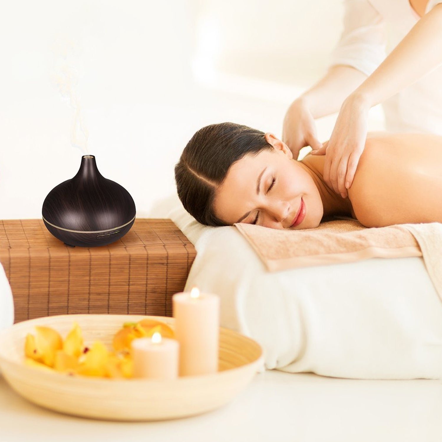 Aromatherapy Humidifier with 7 Colourful LED Light Change (500 ML Capacity)