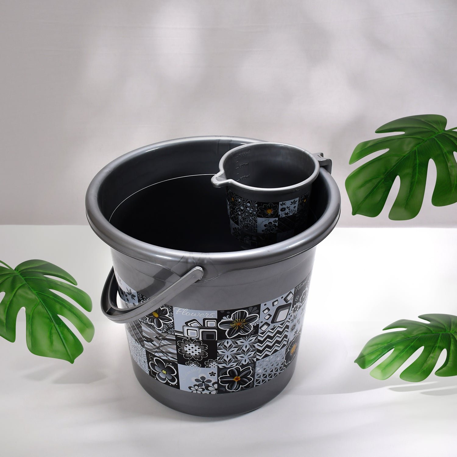 Large Capacity Plastic Bathroom Set of 7 Pc