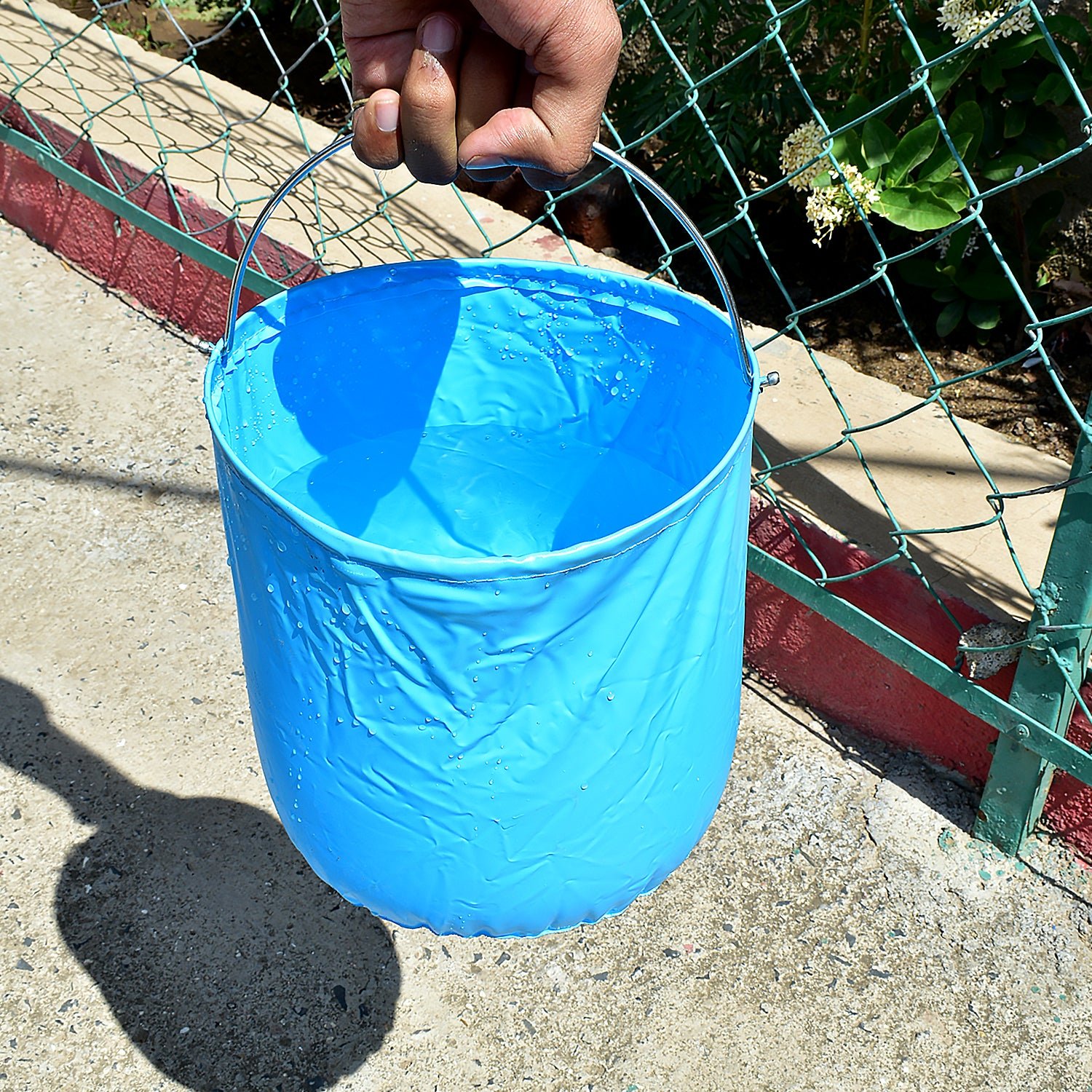 Folding Bucket, Portable, Round Bucket, Simple Bucket (1 pc / Mix Color)