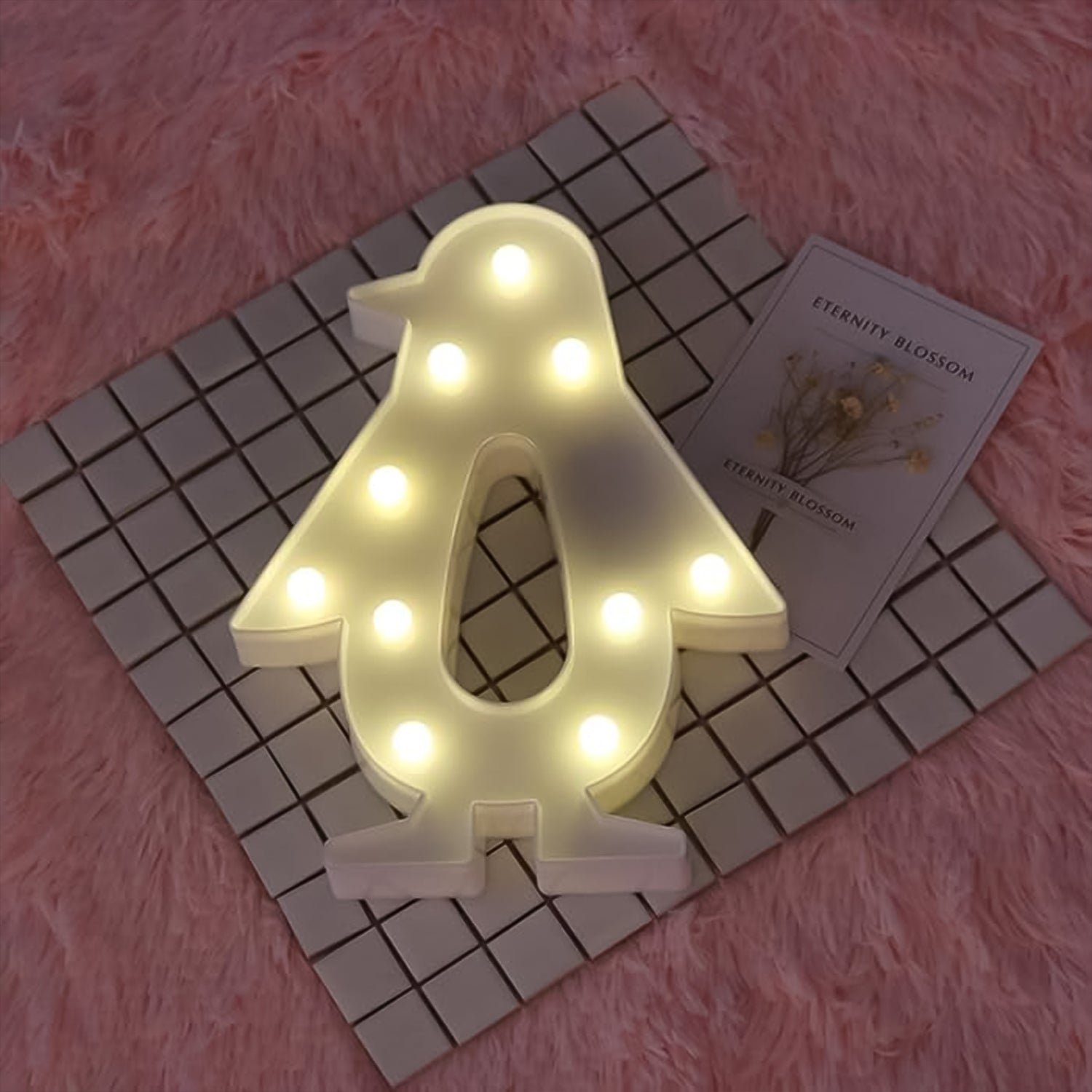 Penguin Shaped Light LED Light Kids Room (1 Pc / Battery Not Included)