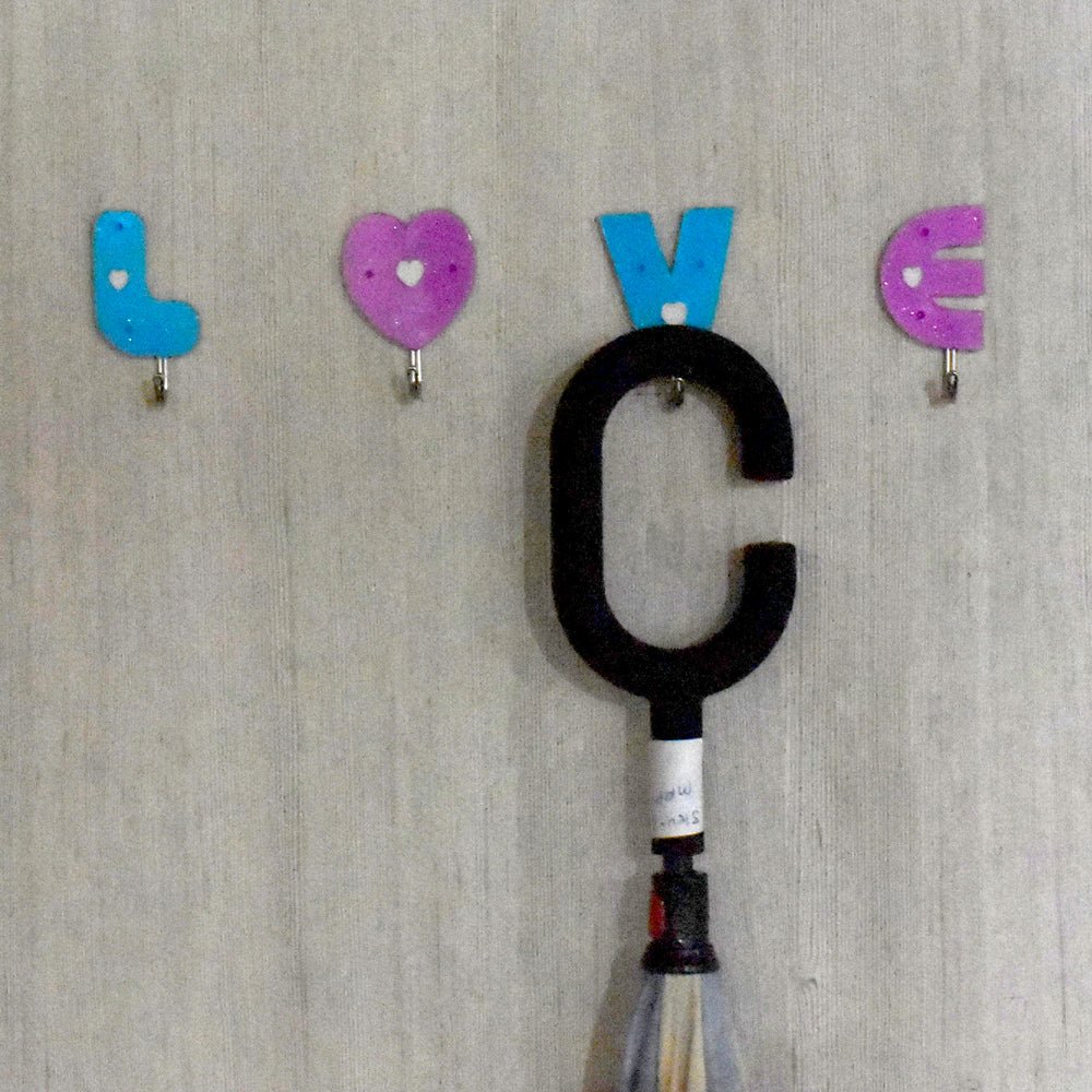 Love Shape Self Adhesive Hooks