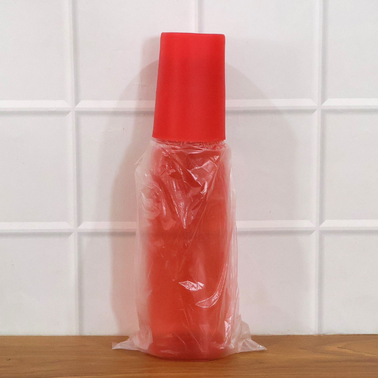 1000 ML (Approx) Plastic Hydra Flow Reusable Water Bottle with Glass