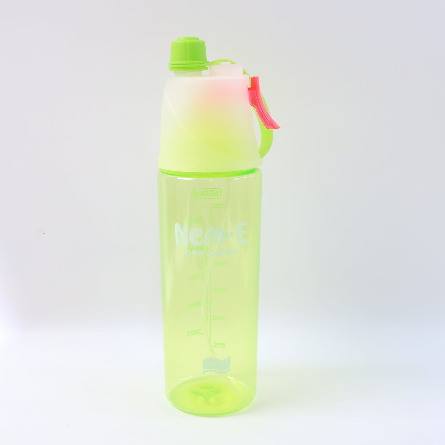 Plastic Sports Water Bottle – Dual Function with Built-In Mist Spray (600 ML)