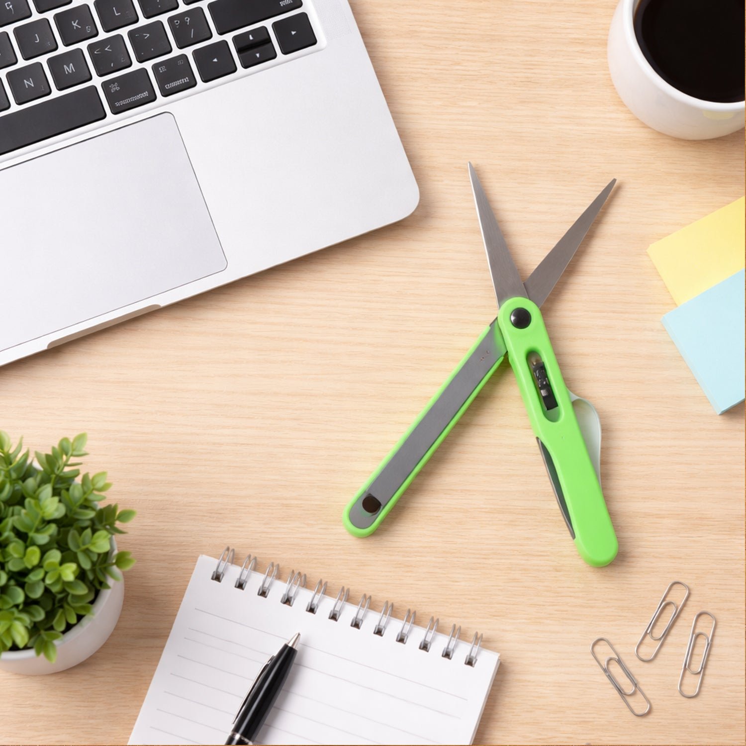 Pen Cut Compact Scissors in Pen Format, Pen-Style Portable Travel Scissors (1 Pc)