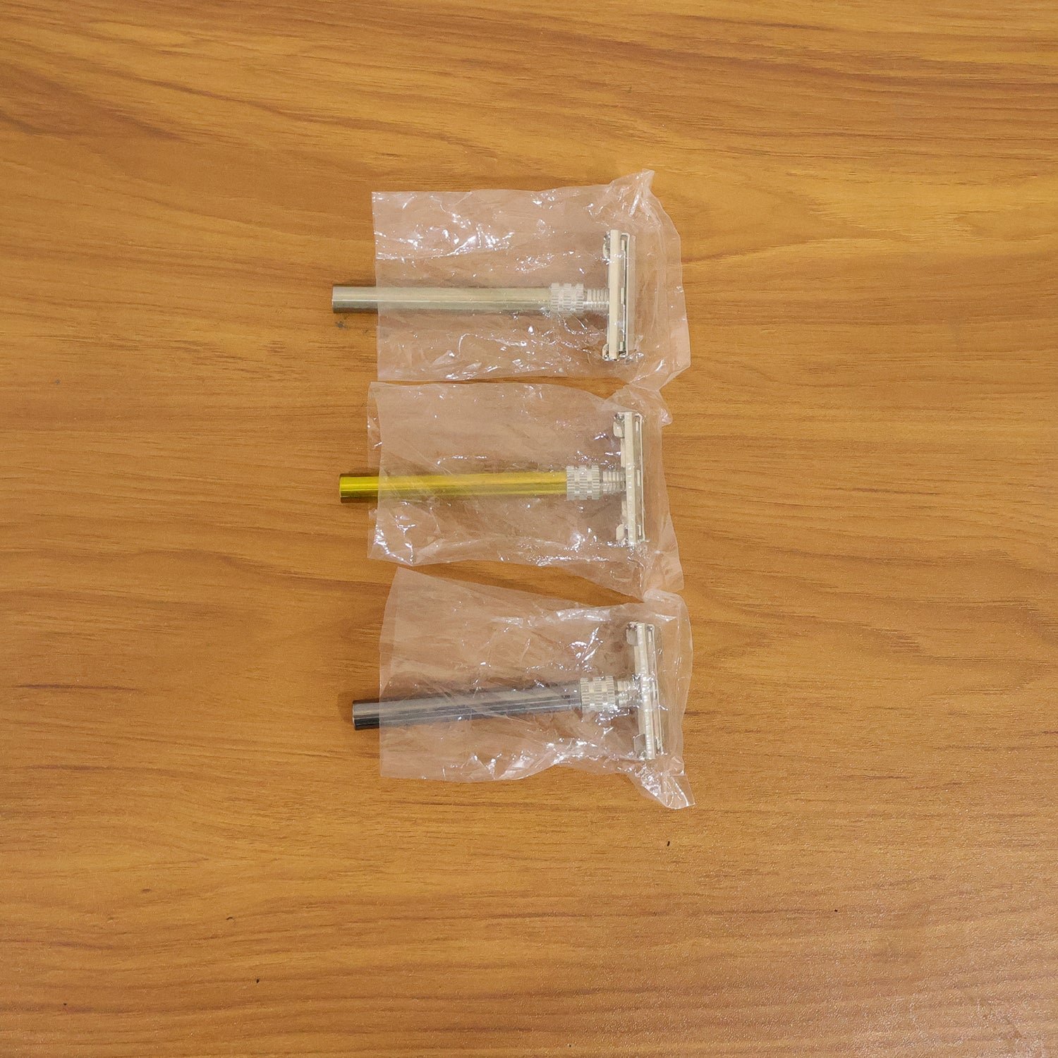 Classic Double Edge Shaving Razor for Men (1 Pc Mix Color)