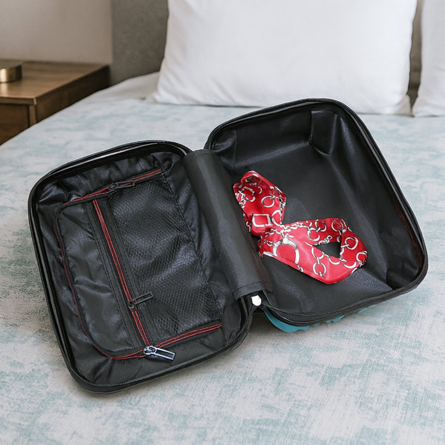 4-in-1 Luggage Set – Durable and Stylish Hard Shell Suitcase Set