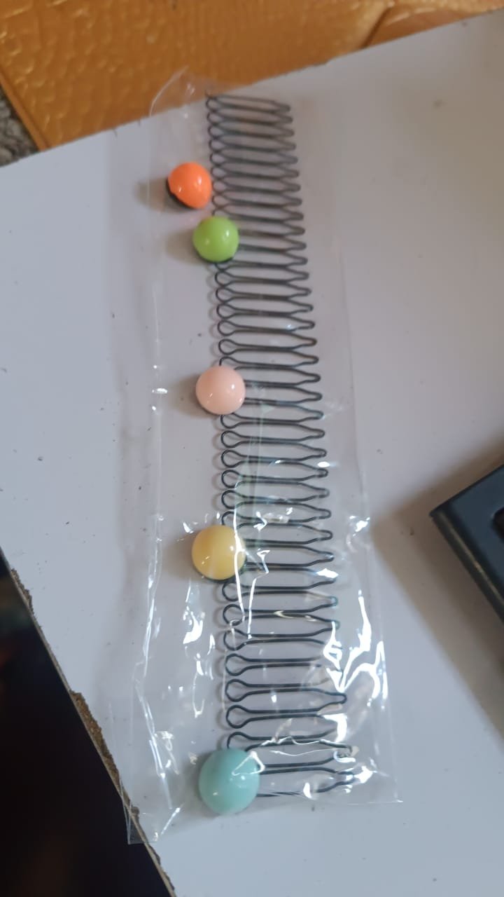 Cartoon Hair Clip for Kids – Curly Hair Tidy Comb Accessory (1 Pc)