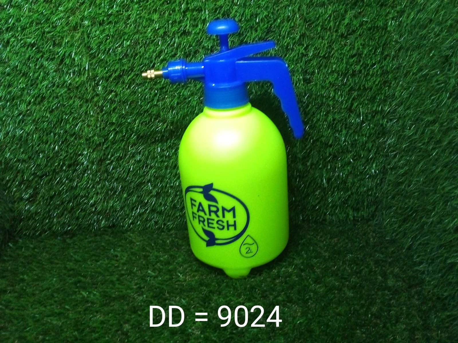 2L FF Garden Sprayer for Sprinkling and Showering in Gardens and Parks