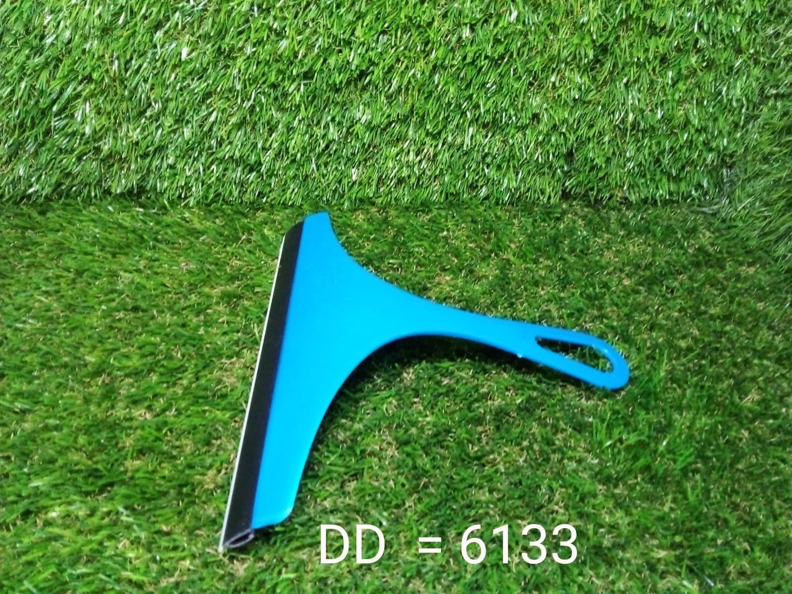 Car Mirror Wiper for All Cars & Vehicles – Cleaning and Wiping Mirror Tool