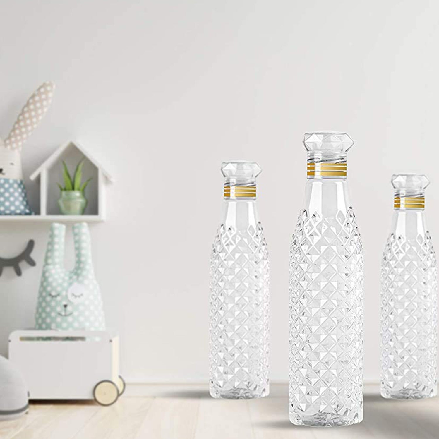 Dimond Cut Water Bottle used by kids, children’s and even adults for storing and drinking water throughout travelling to different-different places and all.