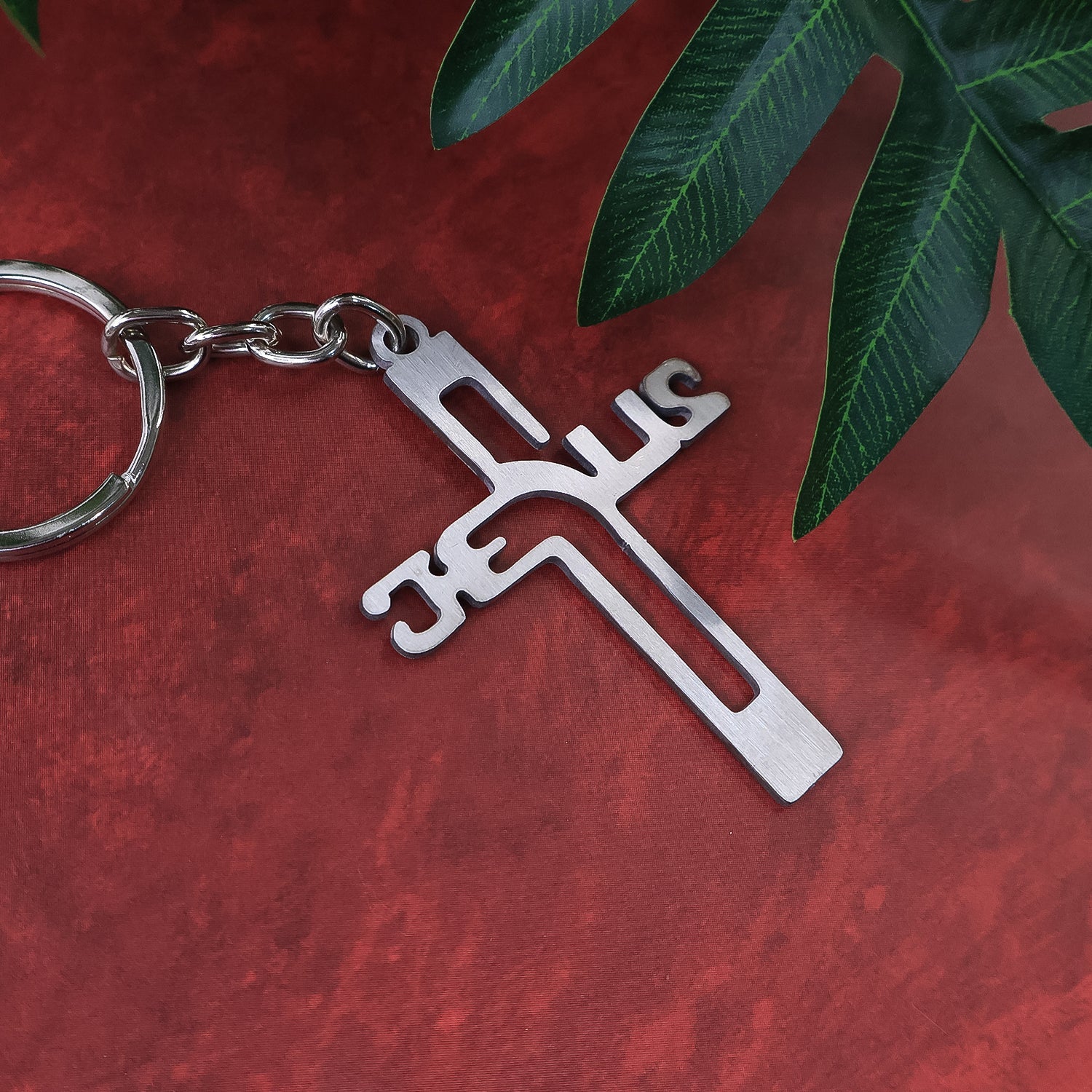 Elegant Metal Cross Keychain with Gujarati "Jesus" Script – Religious Faith Key Ring