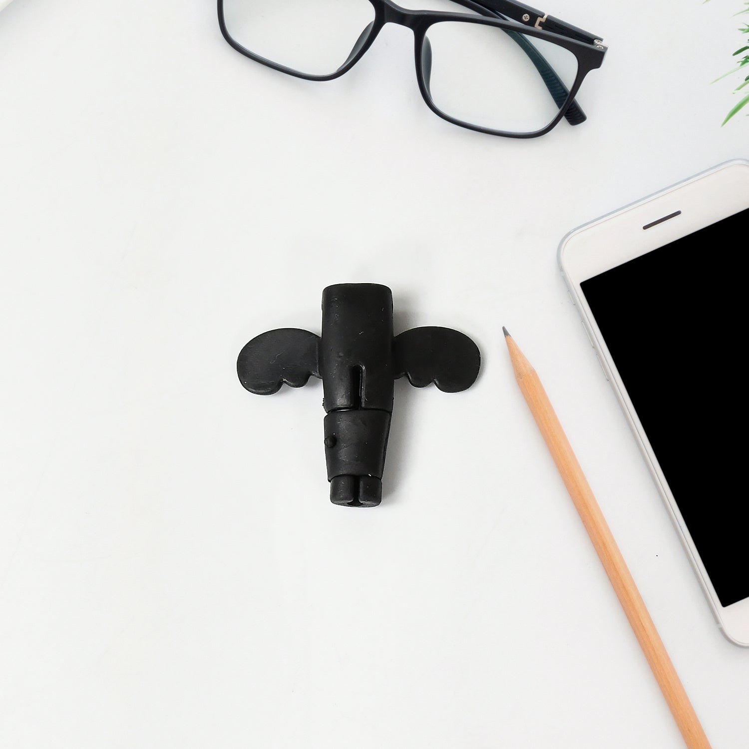 Silicone Data Cable Protector – Angel 2-in-1 Cord Saver & Storage Tool