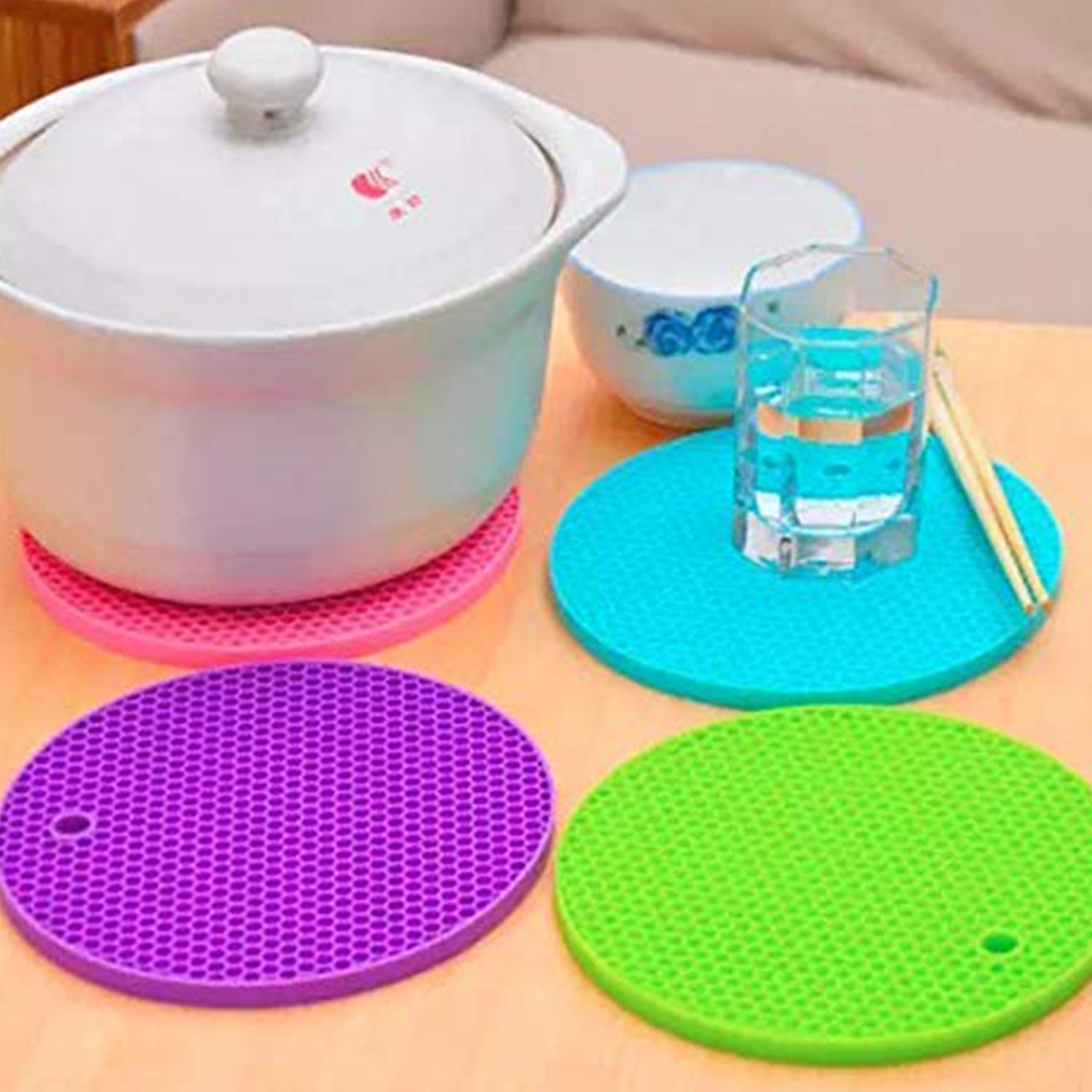 Silicon Hot Pot Mat Set - 4-Piece Heat-Resistant Trivets for Protecting Surfaces