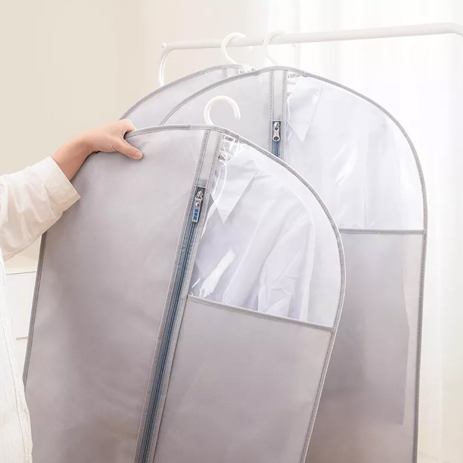 Foldable Non Woven Men's Coat Blazer Suit Cover men's coat blazer cover fold over breathable garment bag suit cover.