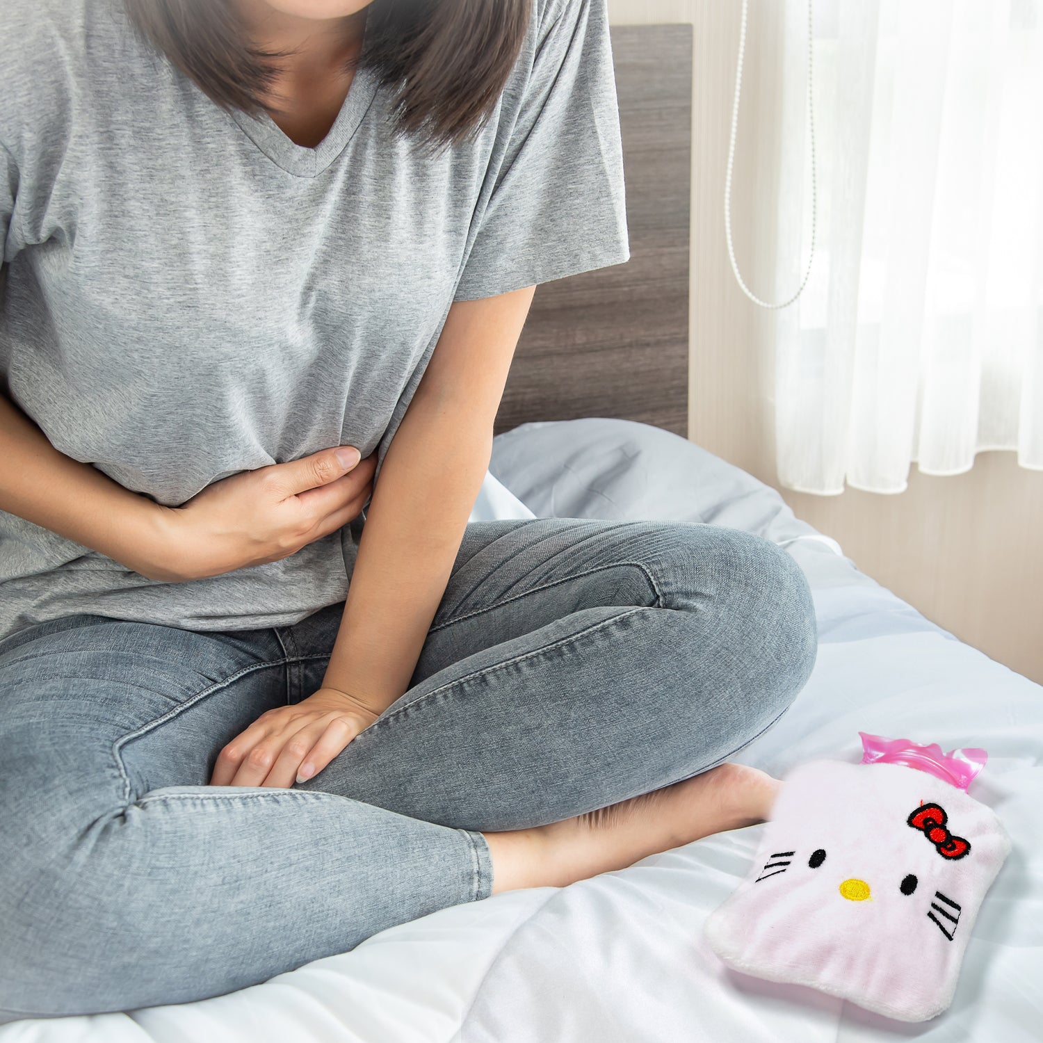 White Small Hot Water Bag – Pain Relief for Neck, Shoulder, Hand & Feet, Menstrual Cramps Warmer