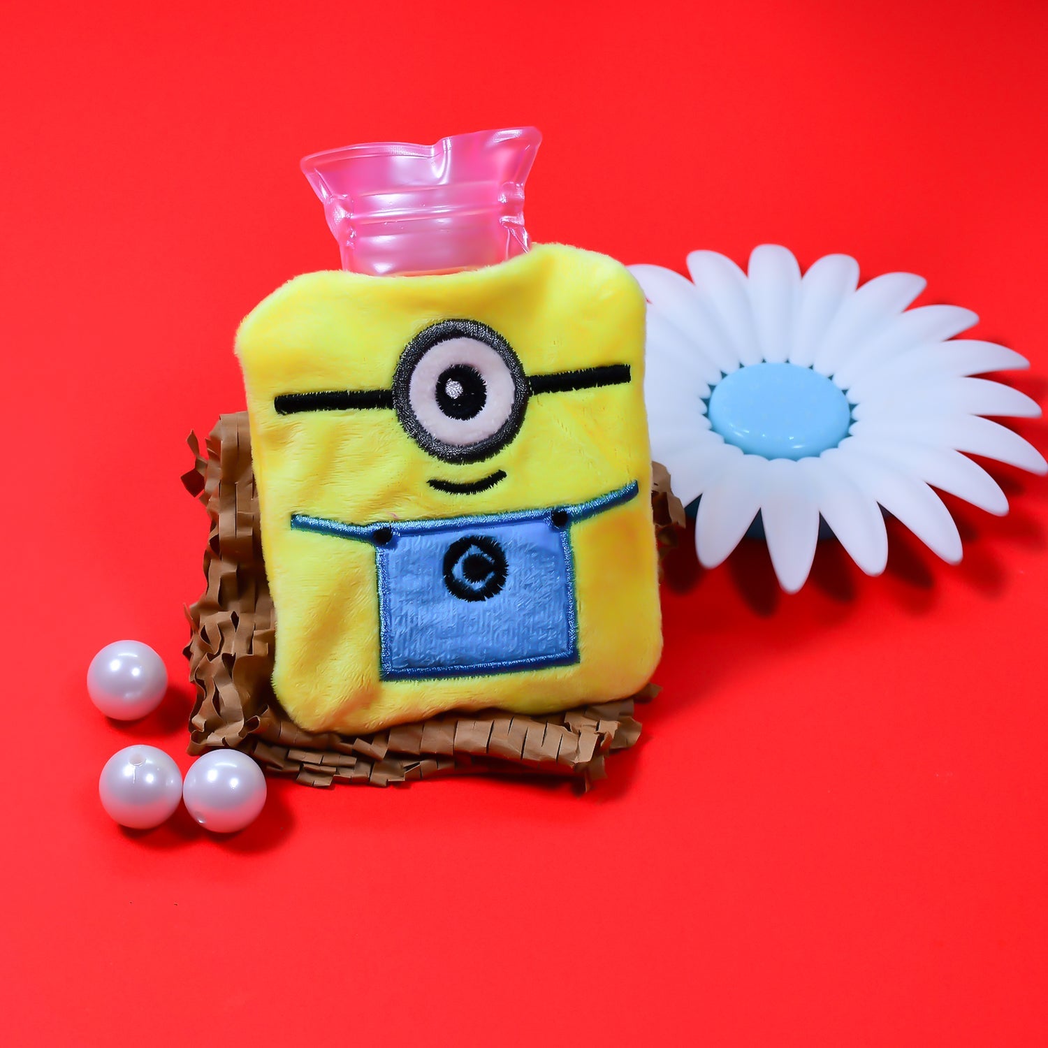 Minions Small Hot Water Bag – Pain Relief for Neck, Shoulder, Hands & Feet (1 Pc)