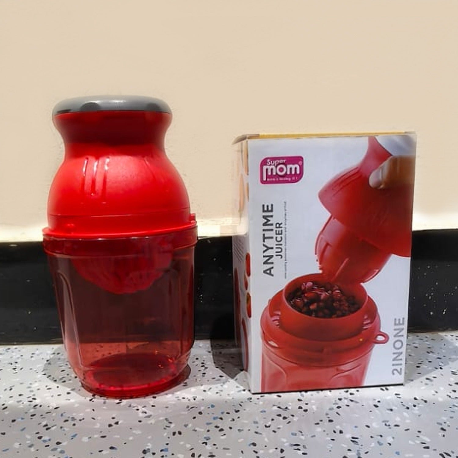 Supermom Handheld Anytime Manual Juicer (1 Pc)