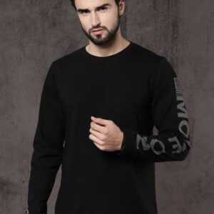 Roadster Men Black Solid Round Neck T-shirt