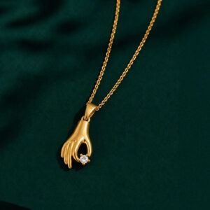 Kyarra 18K Gold Plated Crystal hand pendant
