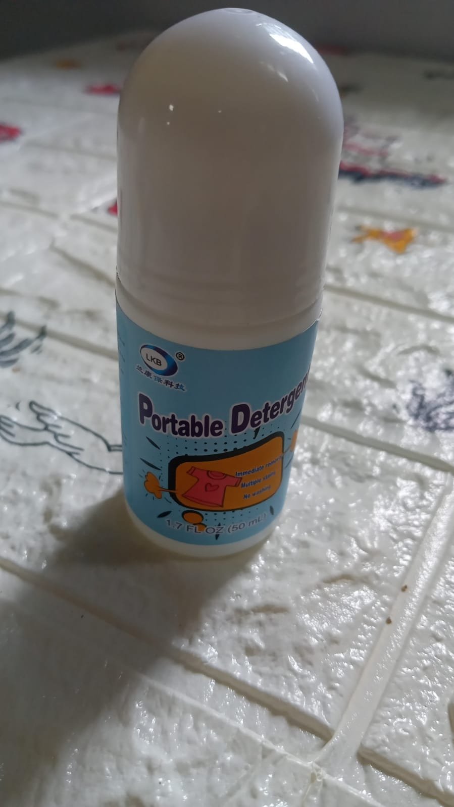 Clothes Stain Remover Bead Emergency Stain Rescue Roller Cleaner for Various Fabrics