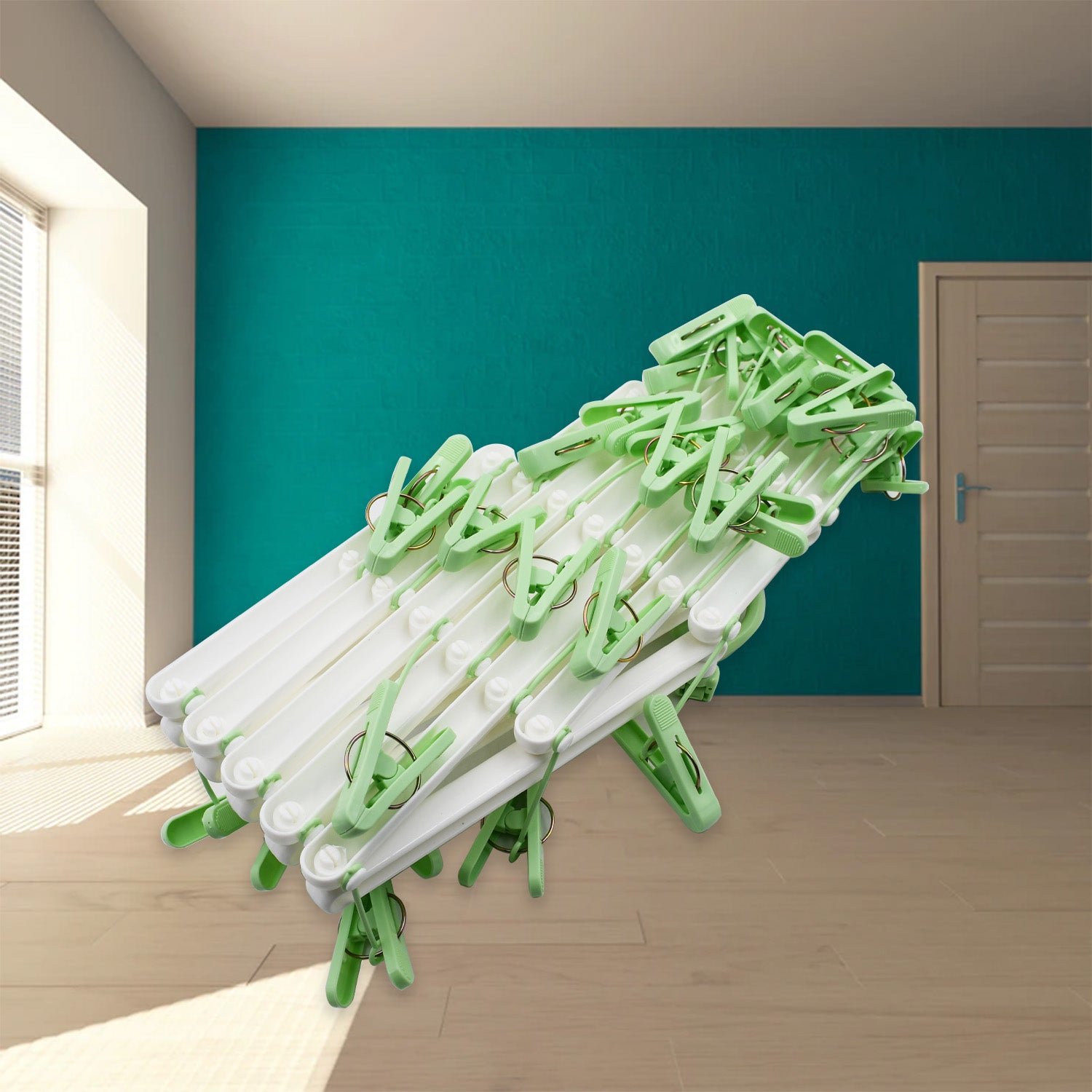 Adjustable Clothes Hanger with 29 Clips – Windproof Dryer Rack