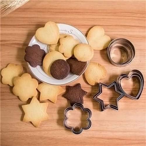 Stainless Steel Cookie Cutter Set – Heart, Round, Star & Flower Shapes (12 Pcs)