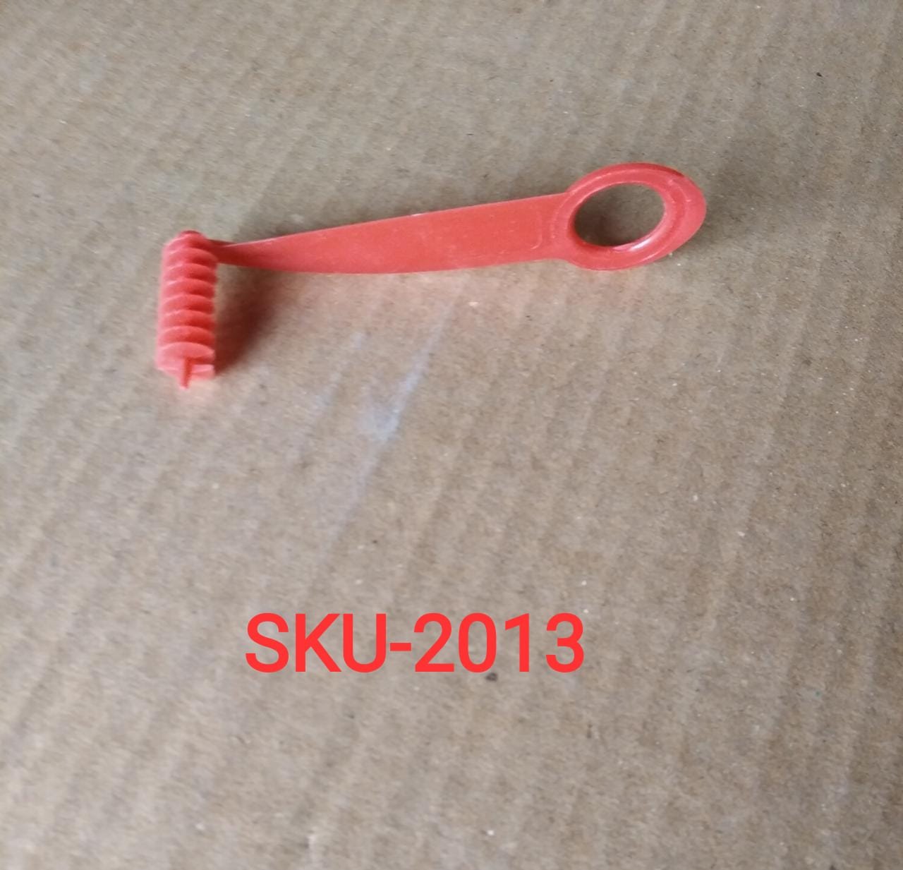 Kitchen Plastic Vegetables Spiral Cutter / Spiral Knife / Spiral Screw Slicer