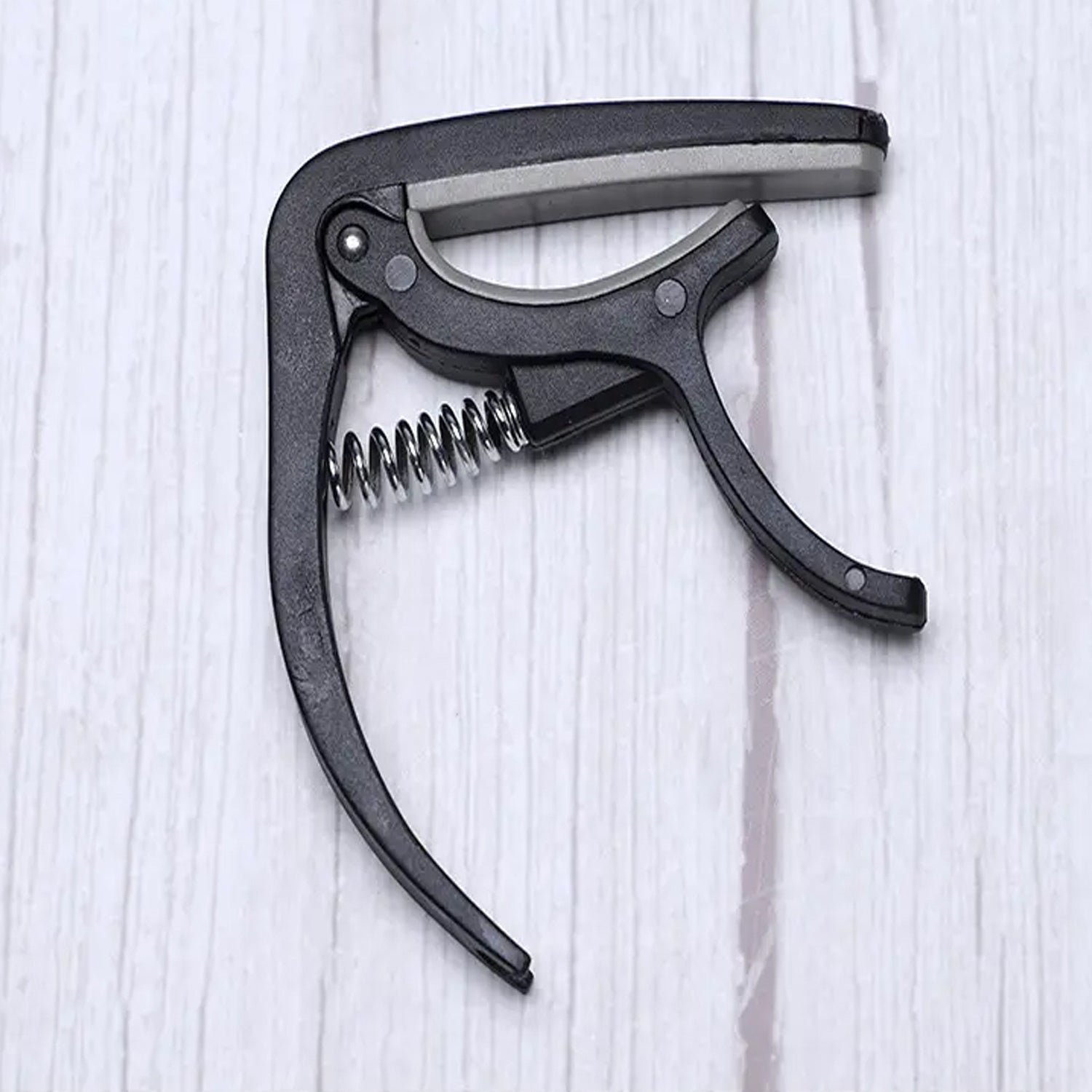 Guitar Capo with Pickup Stand – Soft Capo for Acoustic & Electric Instruments