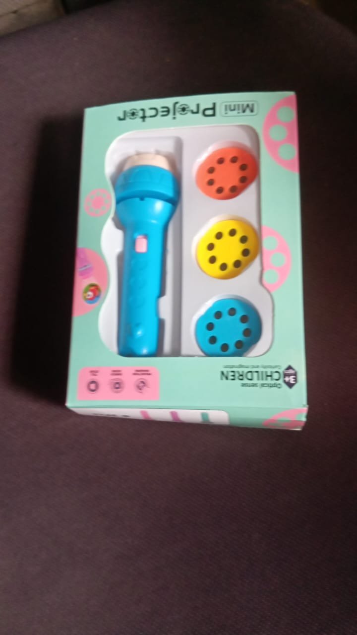 Mini Slide Projector for Kids with 3 Slide and Animated Pattern Learning Toy