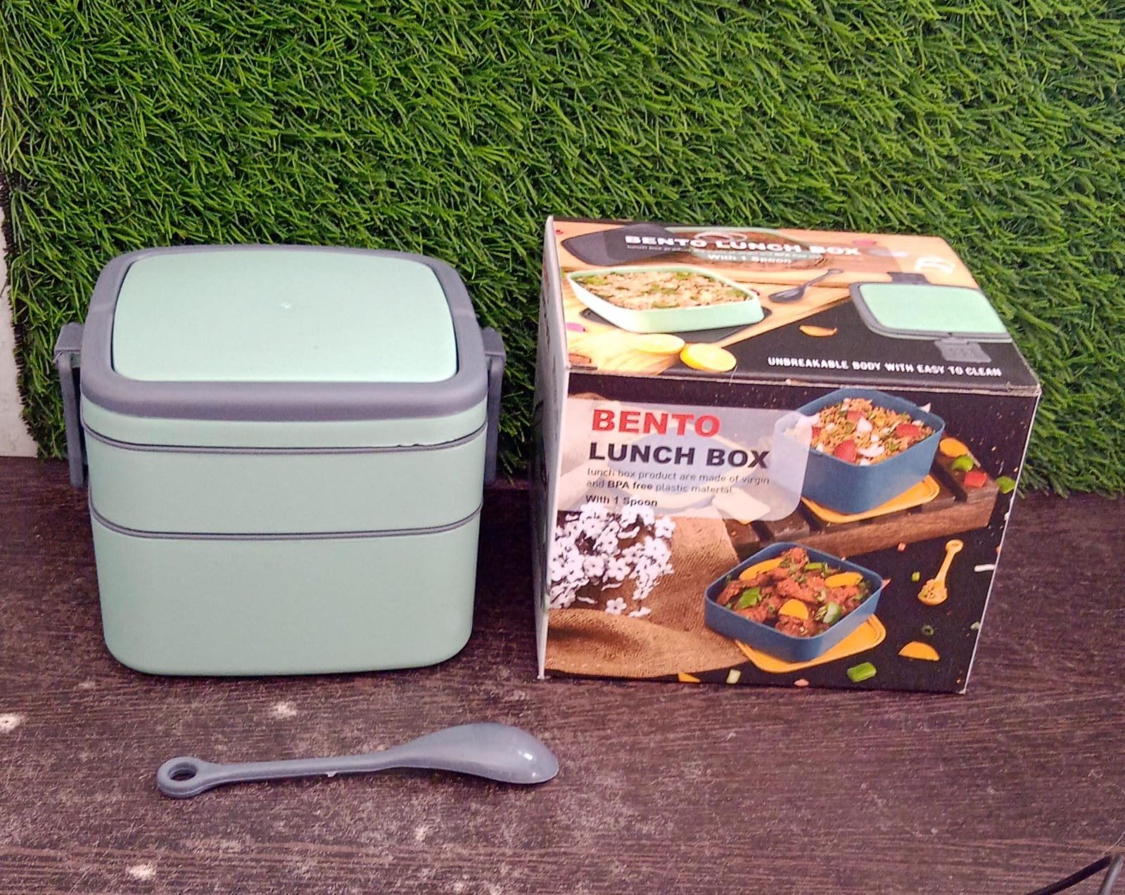 GREEN DOUBLE-LAYER PORTABLE LUNCH BOX