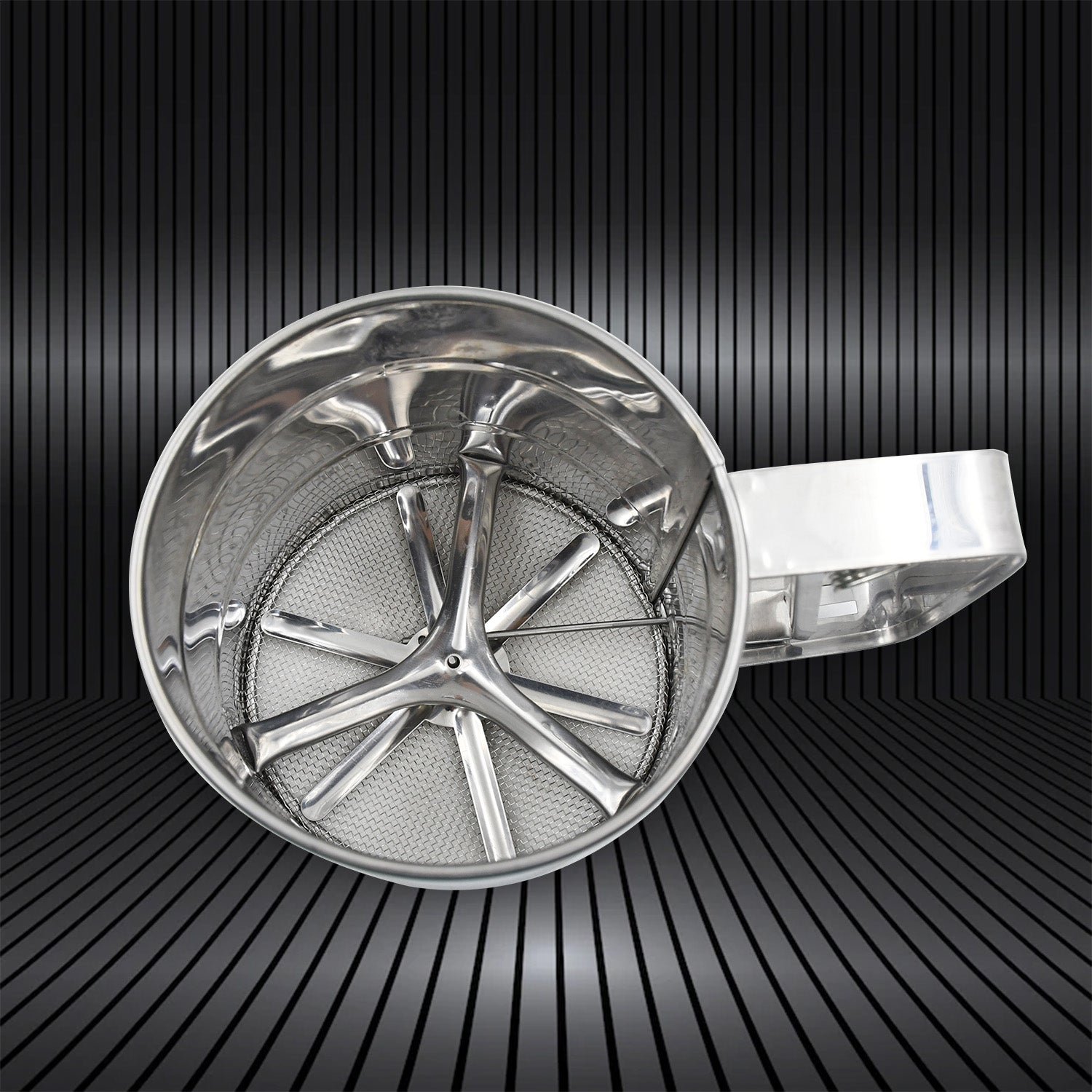 Flour Sifter – Handheld Baking Sieve