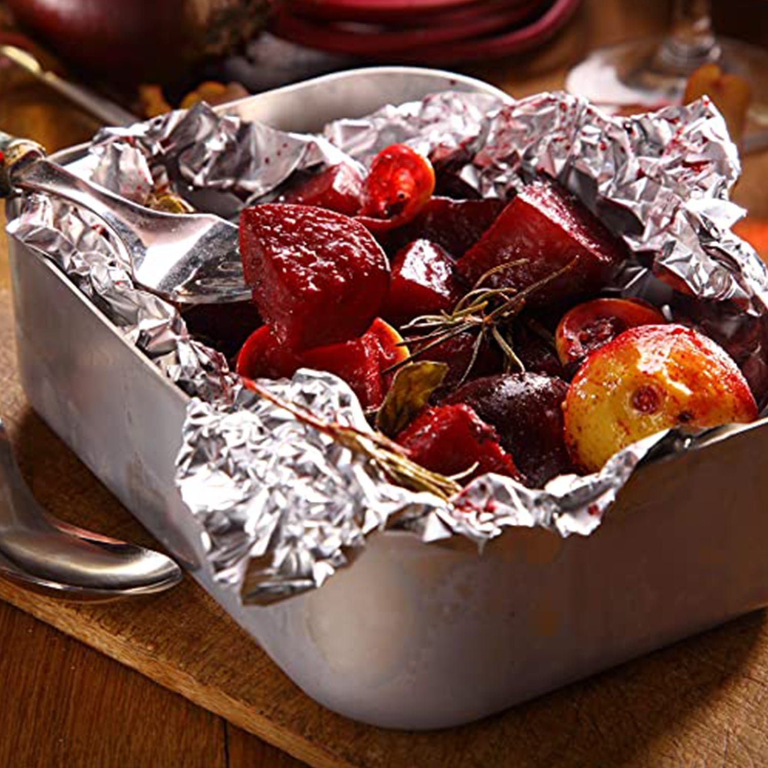 Heavy Duty Non-Stick Aluminum Foil Roll for Baking & Grilling (5m x 300mm)