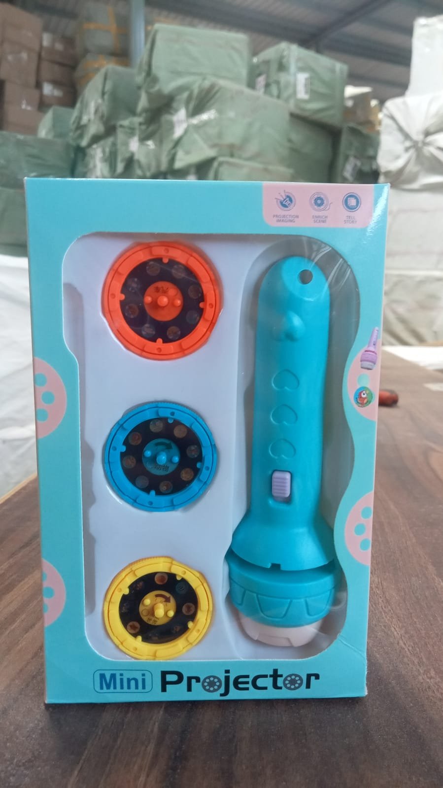 Mini Slide Projector for Kids with 3 Slide and Animated Pattern Learning Toy