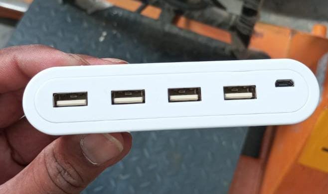 4in1 hub is USB For Pen drive, Mouse, Keyboards, Camera, Mobile, (1 pc)