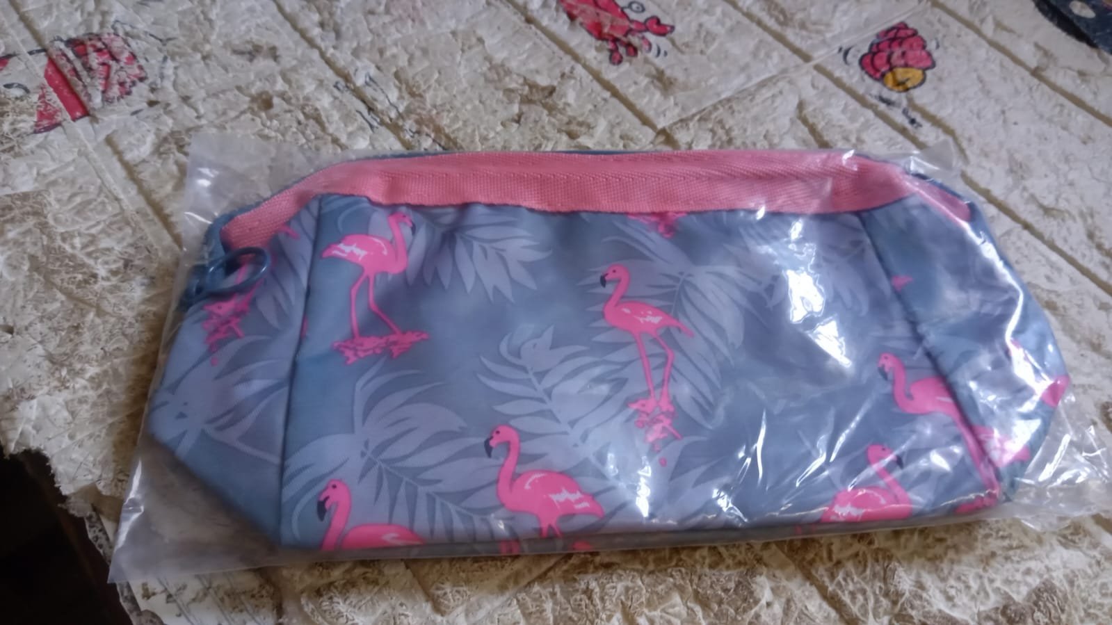 Makeup Bag / Pouch / Travel Cosmetic Bags /  (1 pc / 25×13 Cm)