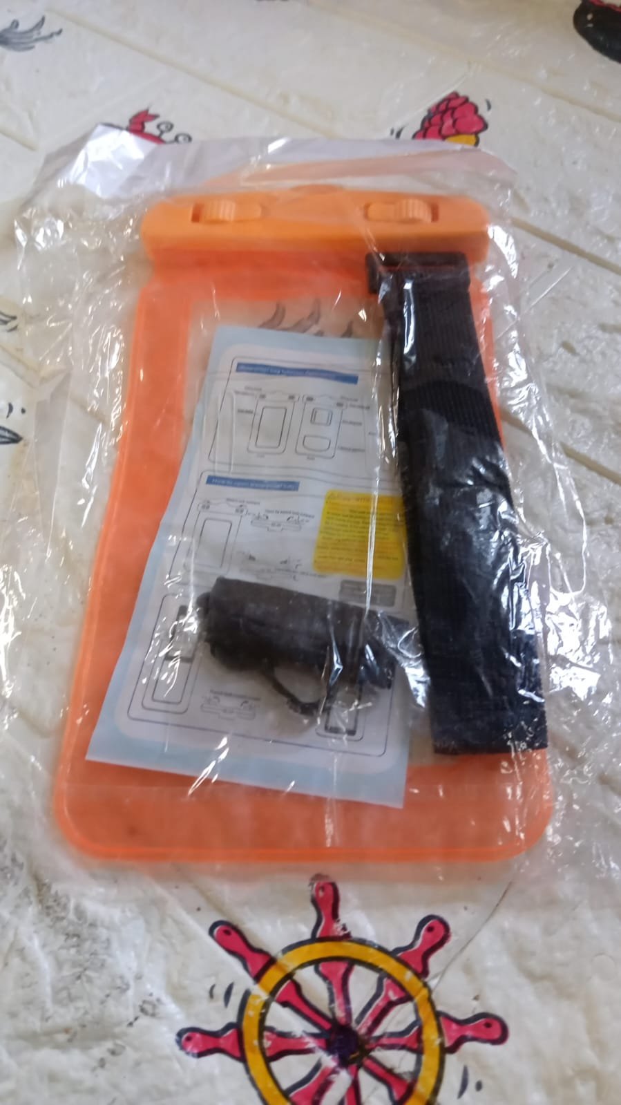 Waterproof Phone Pouch Bag,  for Beach Swimming Pool & Camping For all Mobile