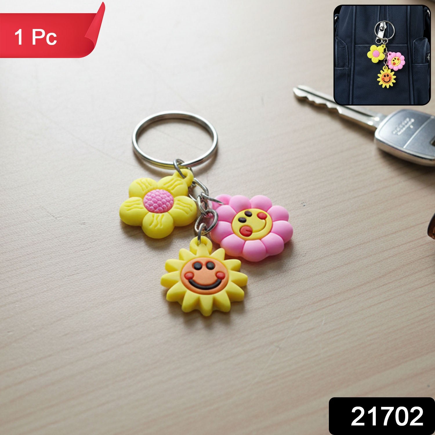 Cute Flower & Smiley Face Cartoon Keychain (1 Pc)