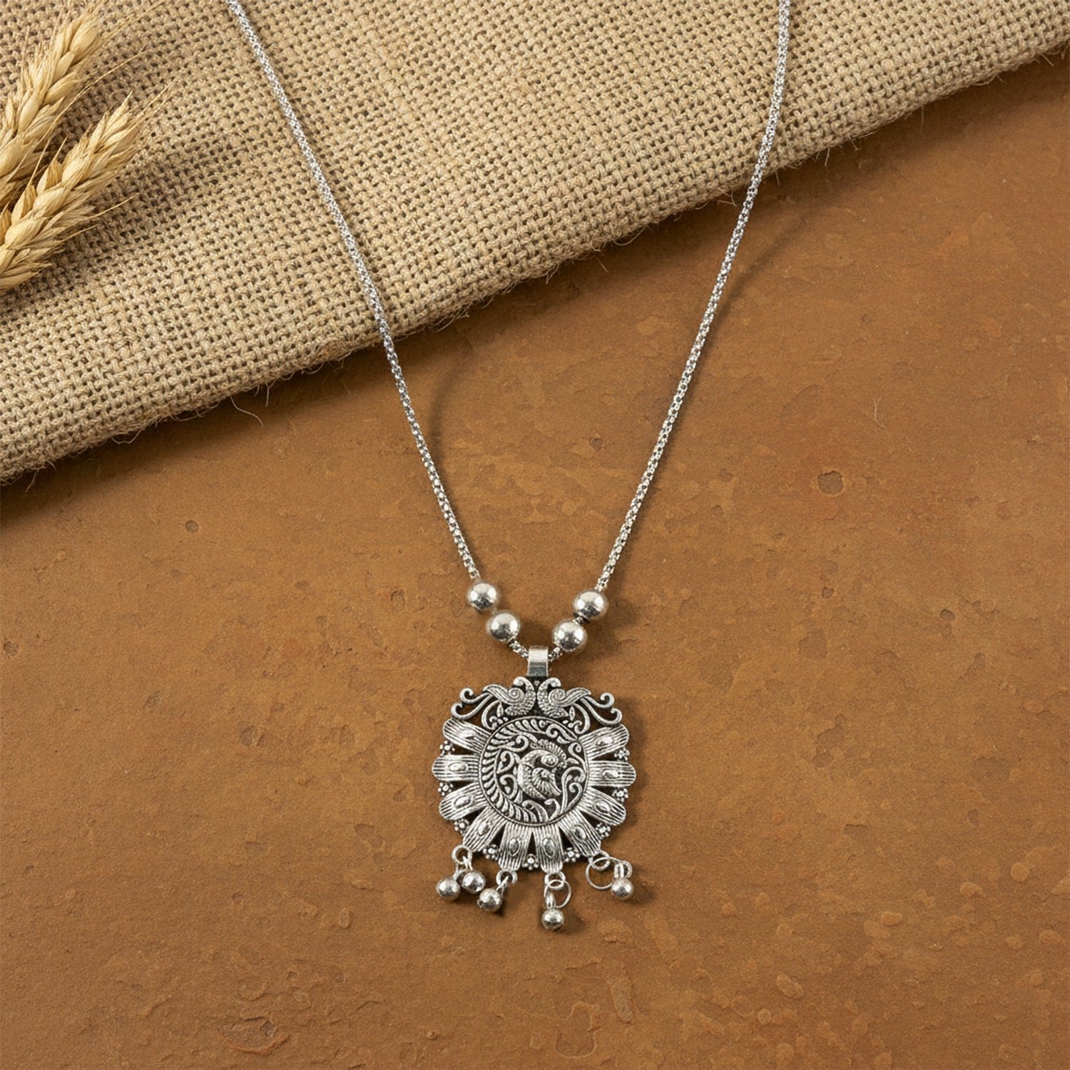Antique Silver-Tone Oxidized Floral Medallion Pendant Necklace (1 Pc)